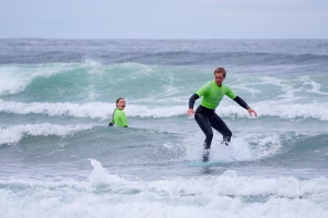 swell tofino surf lesson