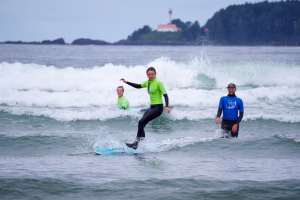 swell tofino surf lessons