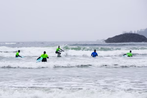 group surf lesson